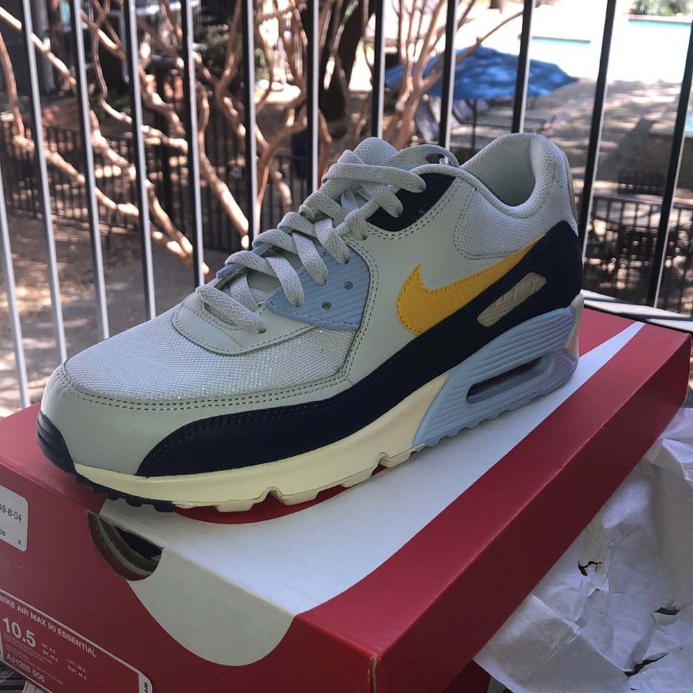 Nike Air Max 90